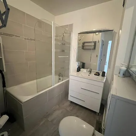 Appartamento 2 Pièces Avec Parking En Station - Fr-1-593-134 *
