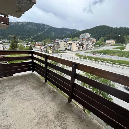 2 Pièces Avec Parking En Station - Fr-1-593-134 *
